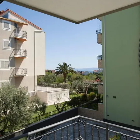 Eni Apartment Split